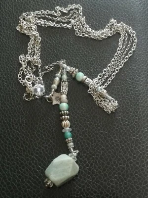 Collana da donna in argento con pendente in pietra - Immagine 1 di 4