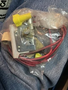 Cadet Manufacturing Co. UHT2 Two Pole Thermostat Use On UH Series Heaters. New - Picture 1 of 6