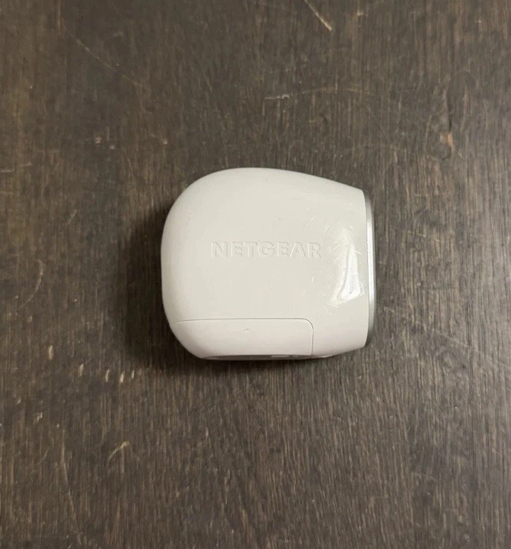 Netgear Arlo VMC3030 Indoor/Outdoor Security Camera - White - Image 1 of 4