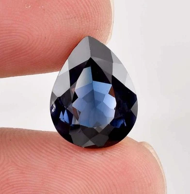 Flawless 18 x 14 mm Natural Blue Tanzanite Loose Gemstone (GIT Certified) - Image 1 of 4