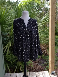 Ava Grace Top Plus 3X Black Hearts Print Henley Style Neck Tunic Stretch Flowy - Bild 1 von 17