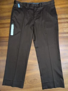 Pantalone elegante uomo Haggar 42x29 marrone premium senza ferro kaki vestibilità classica davanti piatto - Foto 1 di 16