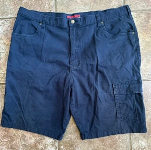 Wrangler Rugged Wear Mens Navy Blue Cargo Shorts Size 42 - Picture 1 of 6