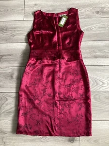 SIZE 12 STUNNING SILK DRESS FROM KEW, BNWT £95, RASPBERRY COLOUR WITH PRINT (C) - Picture 1 of 15