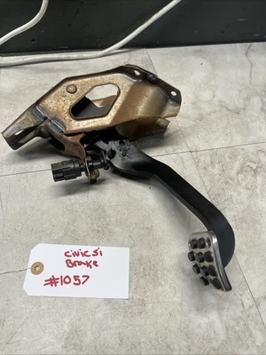 Pedal de freno cupé Honda Civic Si 06-11 Foto 1 de 4