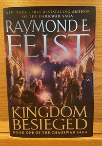 A Kingdom Belagered: Book One of the Chaoswar Hardcover Raymond Feist - Bild 1 von 4