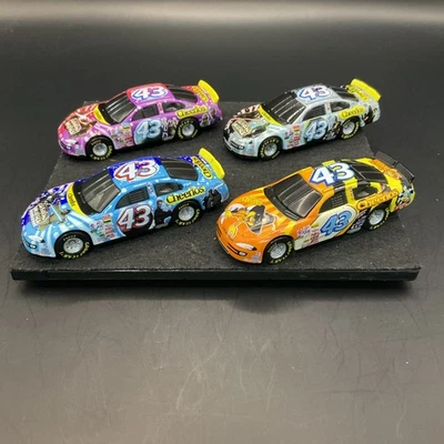 1 Lote de 4 Coches Diecast NASCAR General Mills Dodge Promo 2000, 2001 1/64  Foto 1 de 3