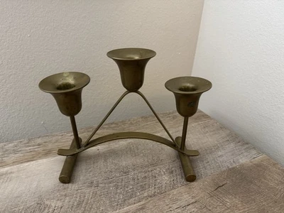 Candelabro trío de latón vintage mediados de siglo decoración moderna velas Foto 1 de 4