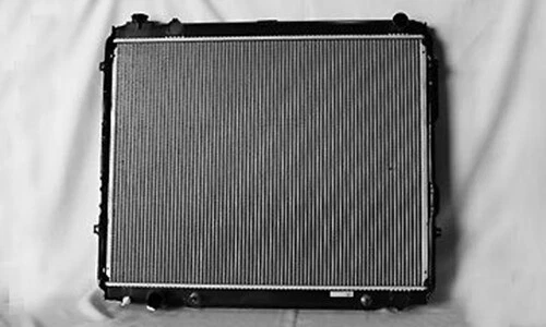 For 2000-2004 Toyota Tundra Base & SR5 Extended Cab 3.4L 3378CC V6 Radiator - Image 1 of 1