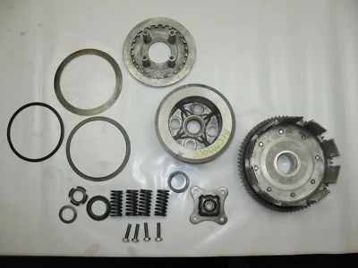 1981 HONDA CM400E СМ 400 МУФТА + ХОРОШИЕ ПРУЖИНЫ - ХОРОШИЕ БОЛТЫ - ХОРОШАЯ МОНТАЖНАЯ ГАЙКА - Изображение 1 из 4