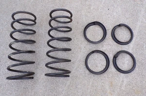 BMW E30 325i Front Coil Spring Set x2 Left And Right 31331131943 - Picture 1 of 7