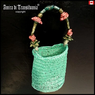 fashion bag woman hand handle satchel shoulder strap handbag luxury accessories - Image 1 of 4