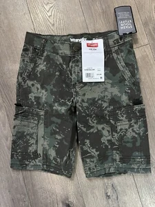 Wrangler Camo Cargo Shorts Size 8 New - Picture 1 of 5