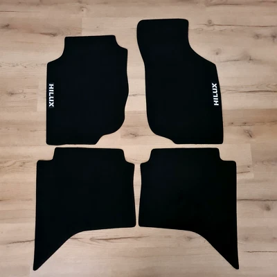Alfombrillas coche para Toyota Hilux terciopelo impermeables alfombras negras forros automáticos nuevas Foto 1 de 4