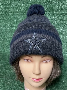 Dallas Cowboys New Era NFL Cap Winter Beanie Hat W/ Pom Pom Great Condition - Picture 1 of 5