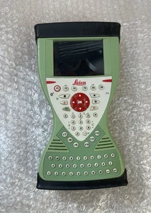 LEICA CS15 3.5G Field Controller INCLUDING Battery CHARGER - Picture 1 of 12