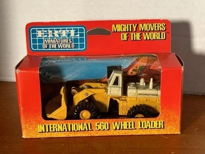 Ertl International Harvester 560 Wheel-Loader 1/80 Mighty Movers New #1850 - Image 1 of 4