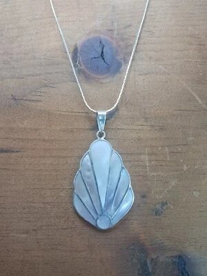 Mother of Pearl Necklace, Alpaca - Image 1 of 3