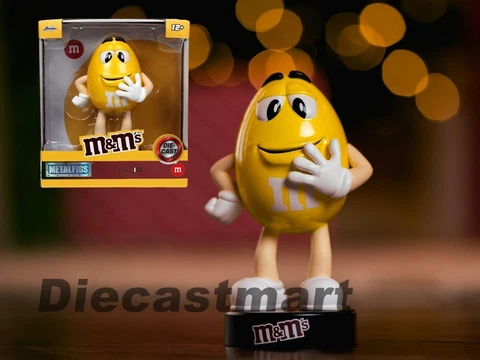 Jada 4" MetalFigs M & M Peanut Chocolate Yellow Figure With Stand Diecast 32503 Cover