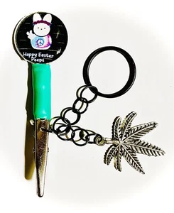 Handmade Easter Easy Squeeze Clip Keychain with Charm - Picture 1 of 2