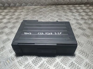 MERCEDES 320 CLK A208 CD CHANGER B67822771 2003 - Picture 1 of 5