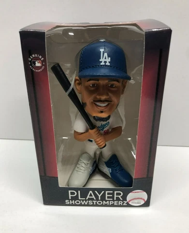 Mookie Betts 2022 Los Angeles Dodgers Player Showstomperz 4.5" Bobble Bobblehead Cover