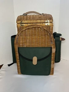Awesome Rare Wicker Backpack Picnic Basket. Craftsmanship Quality looks Vintage. - Picture 1 of 13