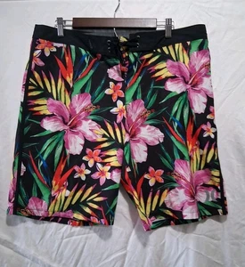 Hurley Boardshorts schwarz mit Blumenmuster | Größe 34 - Bild 1 von 4