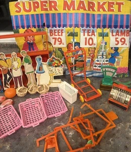 Vintage 1970 Ideal Fold Out Super Market Toy Playset w/Grocery Pieces - Picture 1 of 3