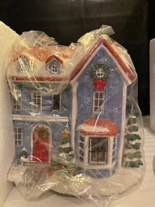Caja de porcelana Holiday Inspirations by Susan Winget casa iluminada muérdago mansión - Imagen 1 de 9