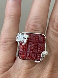 Genuine Carved Red Jade & White Topaz DRAGON 925 Silver Ring Size 7 - Picture 1 of 7