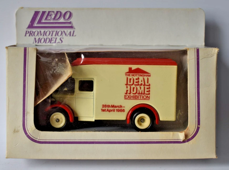 LLEDO PROMOTIONAL 1934 DENNIS PARCELS VAN NOTTINGHAM IDEAL HOME DIECAST BOXED - Image 1 of 1