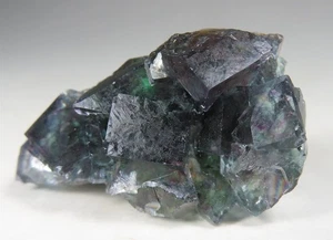 Kleine FLUORIT Kristalle * Okorusu Mine, Namibia - Bild 1 von 3
