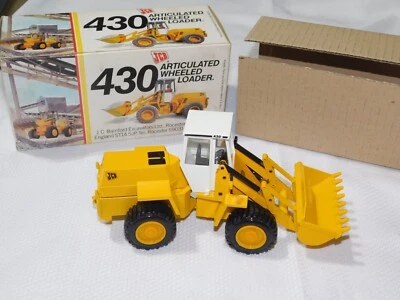 JCB 430 Articulated Wheel Loader NZG 1:35 Diecast Model #251 - Image 1 of 4