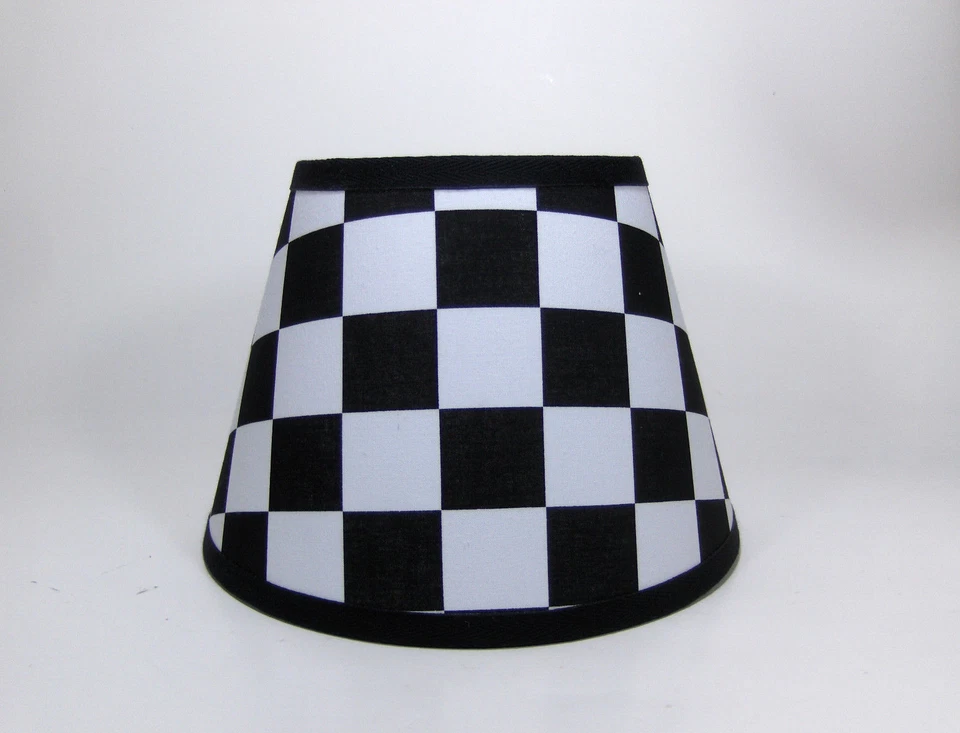  NASCAR Negro Blanco Cuadros Bandera Auto Carreras Tela Pantalla Lámpara Pantalla Foto 1 de 1