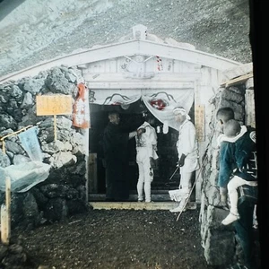 Vtg Magic Lantern Glass Slide Photo Japan Color Shinto Priest Top Mount Fuji - Picture 1 of 4