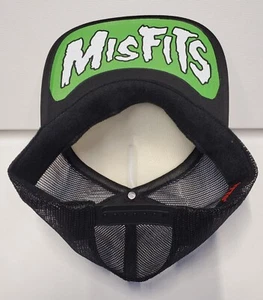 Metal Black Death Gothic Industrial Thrash Fingers White Panel Trucker Adjust - Picture 1 of 2