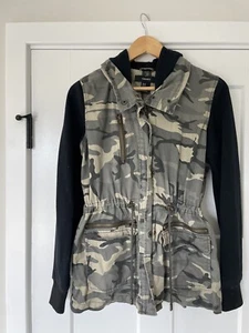 Forever 21 Damen Army Fatigue Jacke mit Kapuze Größe M - Bild 1 von 10