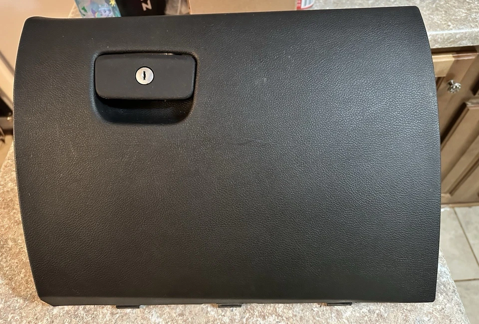 Dodge Durango 2011-2021 guantera compartimento de almacenamiento Jeep Grand Cherokee OEM Foto 1 de 2