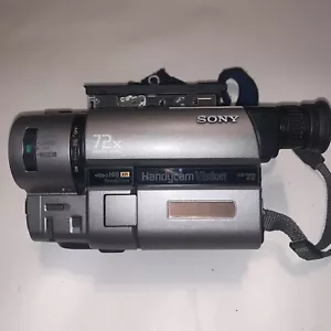 Sony CCD-TRV65 Hi8 XR Video8 Video Camera Camcorder FOR PARTS/REPAIR - Picture 1 of 7