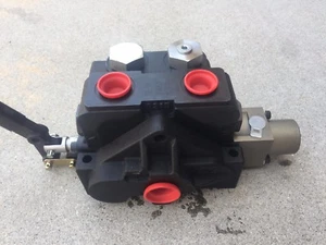 Parker Gresen hydraulic valve V20 Valve Compatible, 1 spool with air and manual - Picture 1 of 3