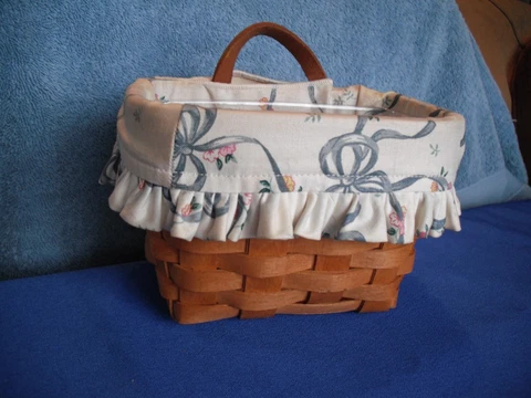 1997 Longaberger Single Handle Basket W Protector & Blue Floral Liner Cover