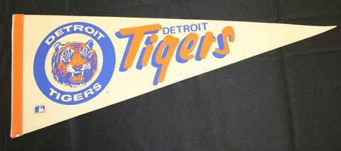 Vintage Detroit Tigers Plain Logo Script 30x12 Pennant Cover