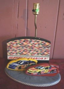 VTG. "SPEEDWAY" THEMED CHILD'S TABLE TOP LAMP - Picture 1 of 5