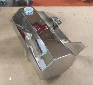 NOS Octagonal Chrome Oil Tank Harley Davidson Softail Wide Frames Part #632063 - Picture 1 of 17