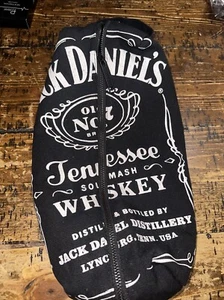 JACK DANIELS No. 7 SOUR MASH TENNESSEE WHISKEY ZIPPER CARRY BAG TRAVEL TOTE  - Picture 1 of 2