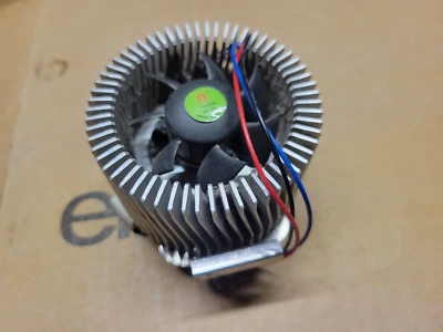 AMD Socket A 462 Athlon Round  ThermalTake Heatsink Fan - Image 1 of 4