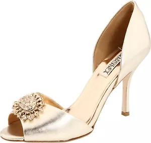 Badgley Mischka Lacie D'ORSAY PUMP, GOLD metallic, 7.5 NIB Bridal Evening $215 - Picture 1 of 2