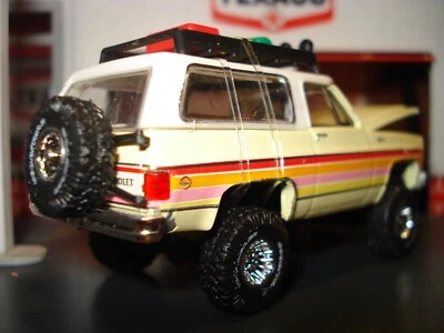 1973 CHEVROLET BLAZER SQUARE BODY TRUCK LIMITED EDITION 1/64 COOL M2 TRUCK - Image 1 of 4