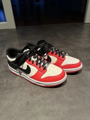 Nike Rot/Beige  Schuhe - Bild 1 von 3